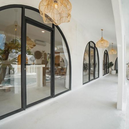 Bohemian Jogja Villas With Private Pool Kejayan Exterior photo
